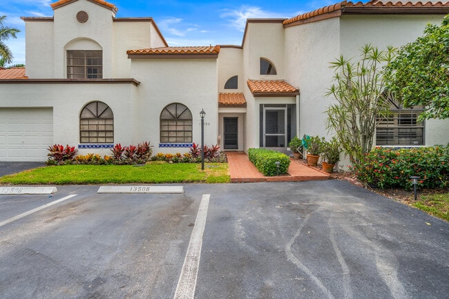 13506 Fountain View Blvd in Wellington, FL - Building Photo - Building Photo