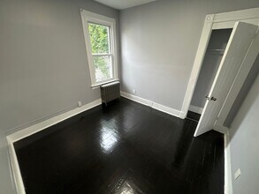 125 Dewitt St, Unit 2A in New Haven, CT - Building Photo - Building Photo