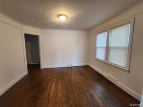 16723 Asbury Park in Detroit, MI - Building Photo - Building Photo