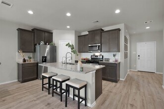 2254 Strong Horse Dr in Conroe, TX - Building Photo - Building Photo