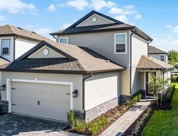 7745 Somersworth Dr in Kissimmee, FL - Foto de edificio