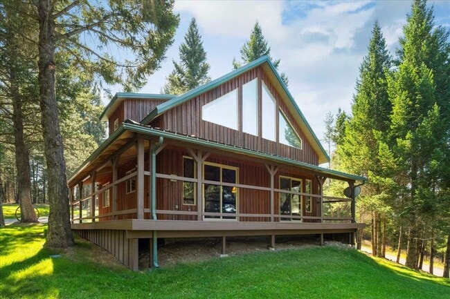 property at 990 White Basin Rd