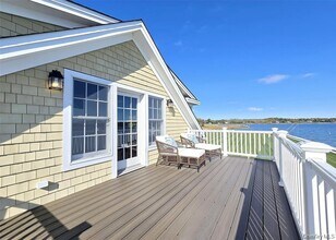 81 Old Field Rd in East Setauket, NY - Building Photo - Building Photo