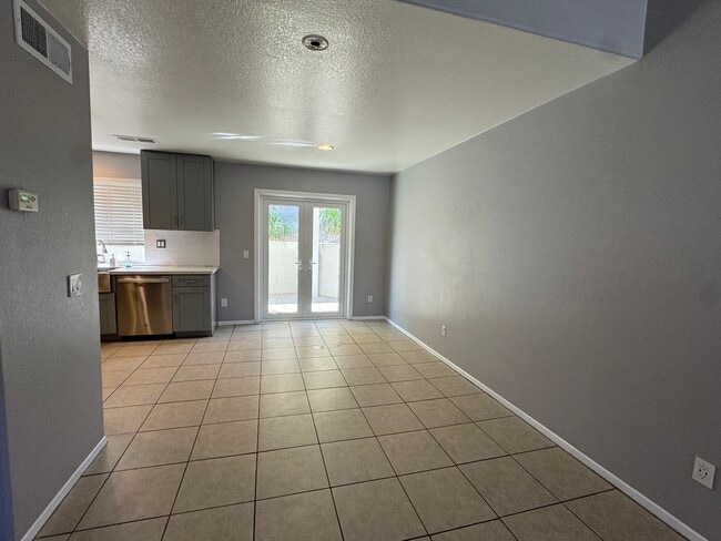1404 Ashford Castle Dr in Chula Vista, CA - Building Photo - Building Photo