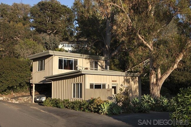 1925 Balboa Ave in Del Mar, CA - Building Photo - Building Photo