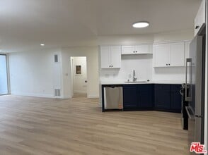 1827 Veteran Ave in Los Angeles, CA - Foto de edificio - Building Photo