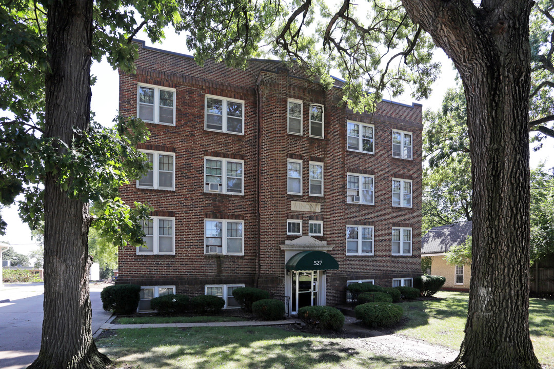 The Winona in Des Moines, IA - Building Photo