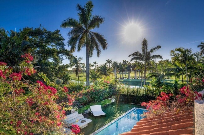 property at 5800 La Gorce Dr