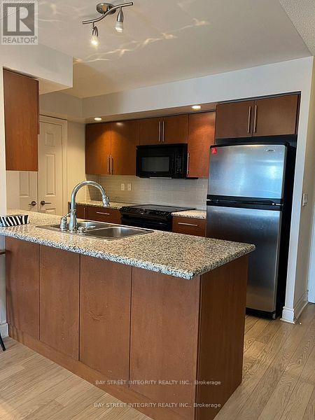 property at 23-1523 Cox Blvd