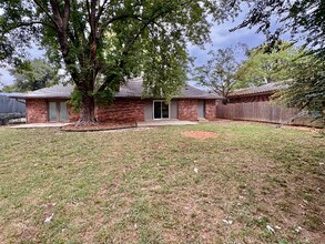 6714 E 75th Ct in Tulsa, OK - Building Photo - Building Photo