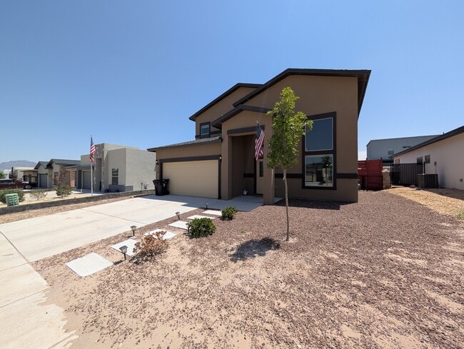 1116 Nickel Hl Ave in Sunland Park, NM - Building Photo - Building Photo