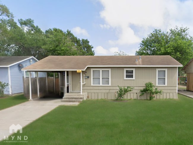 property at 4922 Weber Rd