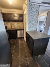 2285 Peachtree Rd NE in Atlanta, GA - Building Photo - Building Photo