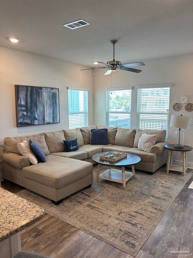 14330 Gardenglen Dr in Pensacola, FL - Building Photo - Building Photo