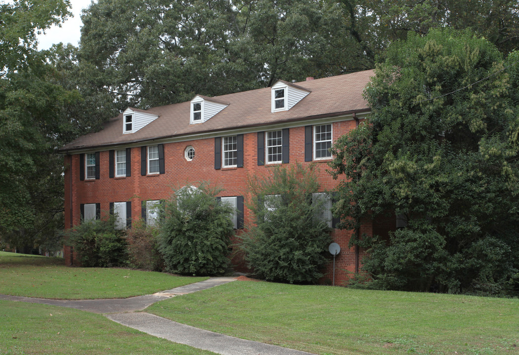 Forrest Heights Apartments in Decatur, GA - Building Photo