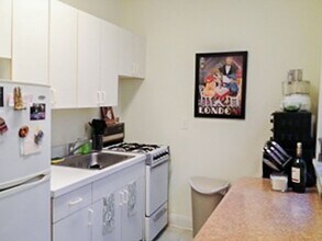 2856 N Orchard St, Unit 1 in Chicago, IL - Building Photo - Building Photo