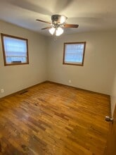 2657 E Grand St in Springfield, MO - Building Photo - Building Photo