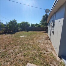 22025 Beverly Ave in Port Charlotte, FL - Building Photo - Building Photo