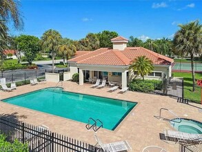 200 Lady Palm Dr in Naples, FL - Building Photo - Building Photo