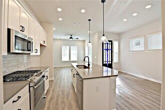 13602 Defiance Pass in Austin, TX - Building Photo - Building Photo