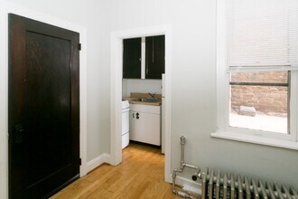 4634 N Paulina St, Unit 108 in Chicago, IL - Building Photo - Building Photo