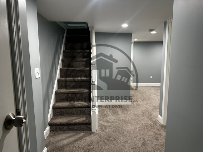 415 Edgewood St photo'