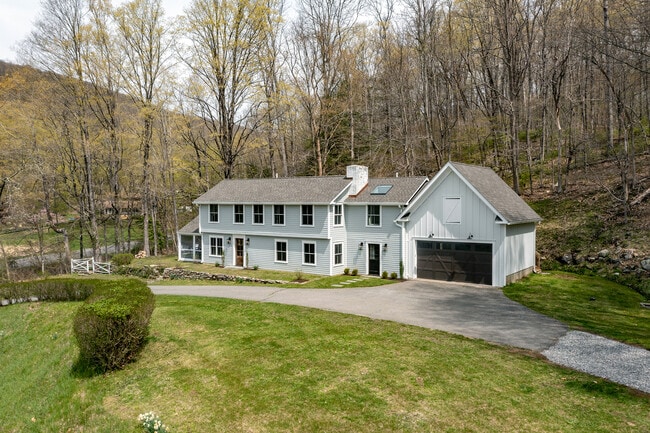 60 Macedonia Brook Rd
