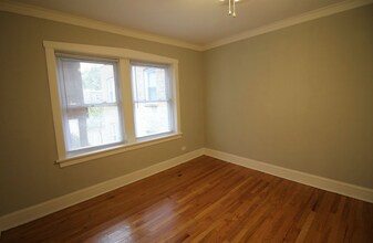 4402 W Belden St, Unit 2 in Chicago, IL - Building Photo - Building Photo