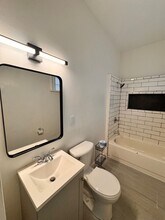 310 Marshall Ave in St. Paul, MN - Building Photo - Building Photo