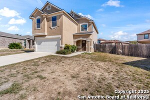 4408 Donley Pond in San Antonio, TX - Foto de edificio - Building Photo