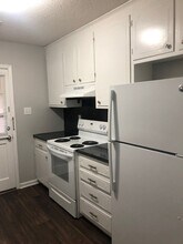 113-115 Rainbow Ct in Cary, NC - Building Photo - Building Photo