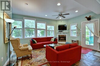 21 47th St N in Wasaga Beach, ON - Building Photo - Building Photo