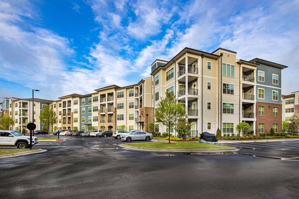 The Ellison Apartments Kennesaw, GA Apartments For Rent