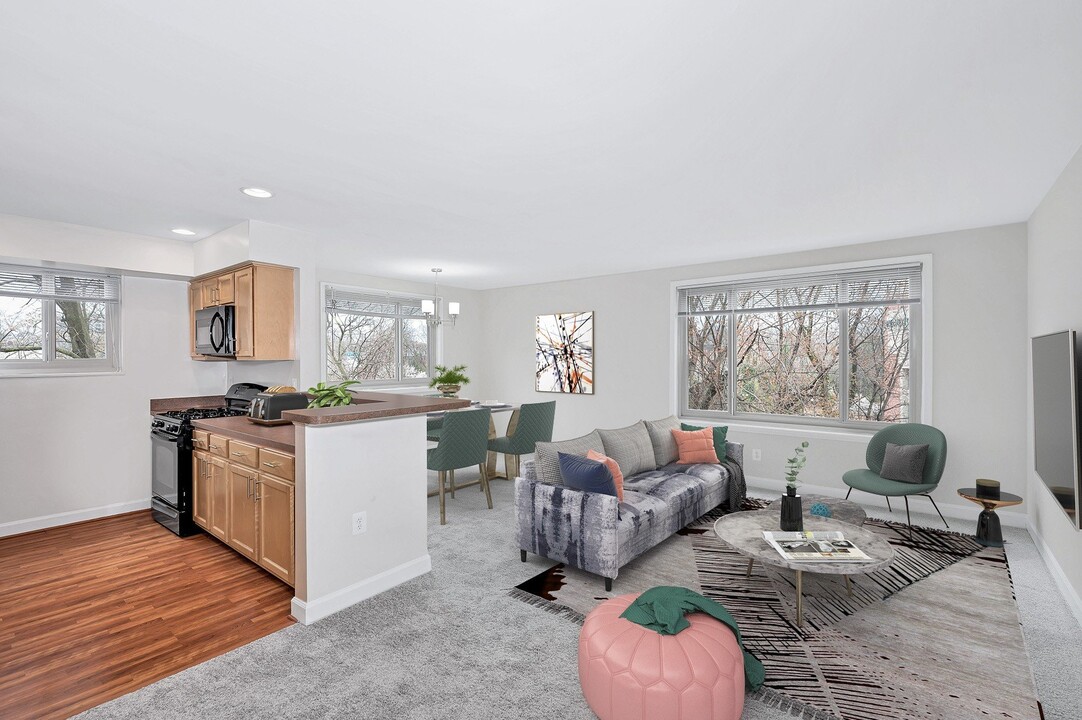 Rosslyn Vue Apartments in Arlington, VA - Building Photo