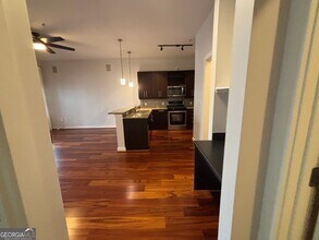 870 Inman Vlg Pkwy NE in Atlanta, GA - Building Photo - Building Photo