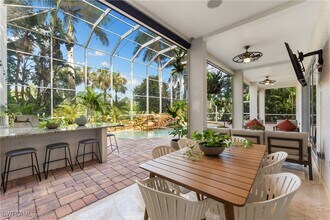 2384 Heritage Greens Dr in Naples, FL - Building Photo - Building Photo