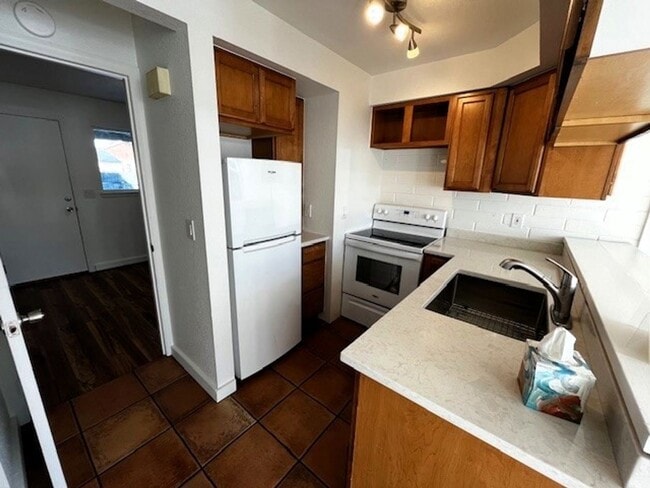 property at 791 Rainbow Dr