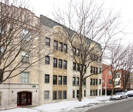 4236 N Kenmore Ave in Chicago, IL - Foto de edificio - Building Photo