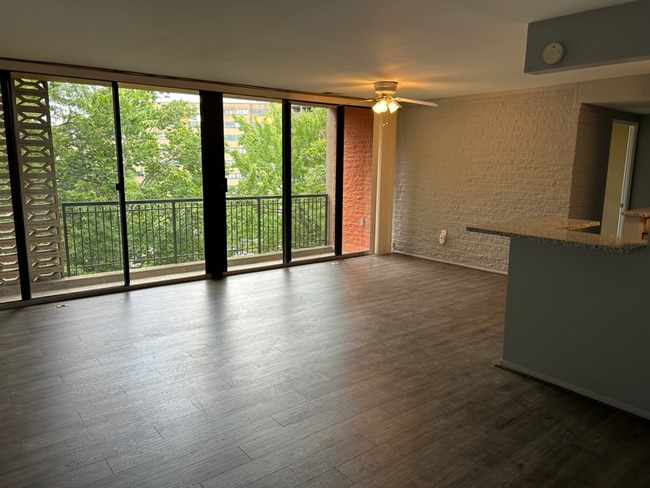 property at 12 S Van Dorn St