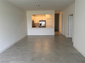 19532 Hinkley Dr in Estero, FL - Building Photo - Building Photo