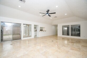 7822 Albin Ln in Houston, TX - Building Photo - Building Photo