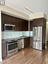 10 Park Lawn Rd in Toronto, ON - Building Photo - Building Photo