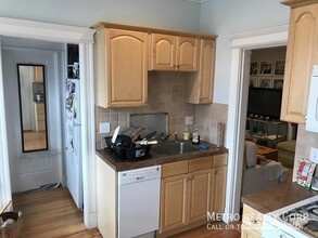 14 Green St in Brookline, MA - Building Photo - Building Photo
