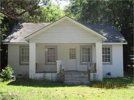 1426 Helon St in Macon, GA - Building Photo