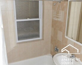 5131 N Wolcott Ave, Unit 1 in Chicago, IL - Building Photo - Building Photo