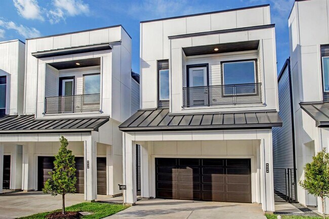 property at 5534 Darling St