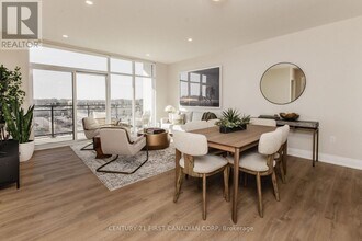 4286 King St E in Kitchener, ON - Building Photo - Building Photo