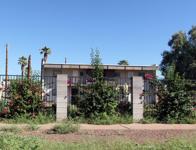 2036 W Adams St in Phoenix, AZ - Foto de edificio - Building Photo