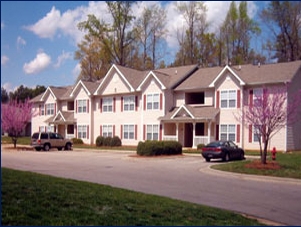 Foxborough Pines in Henderson, NC - Building Photo