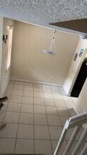 3390 NE 13th Cir Dr in Homestead, FL - Foto de edificio - Building Photo